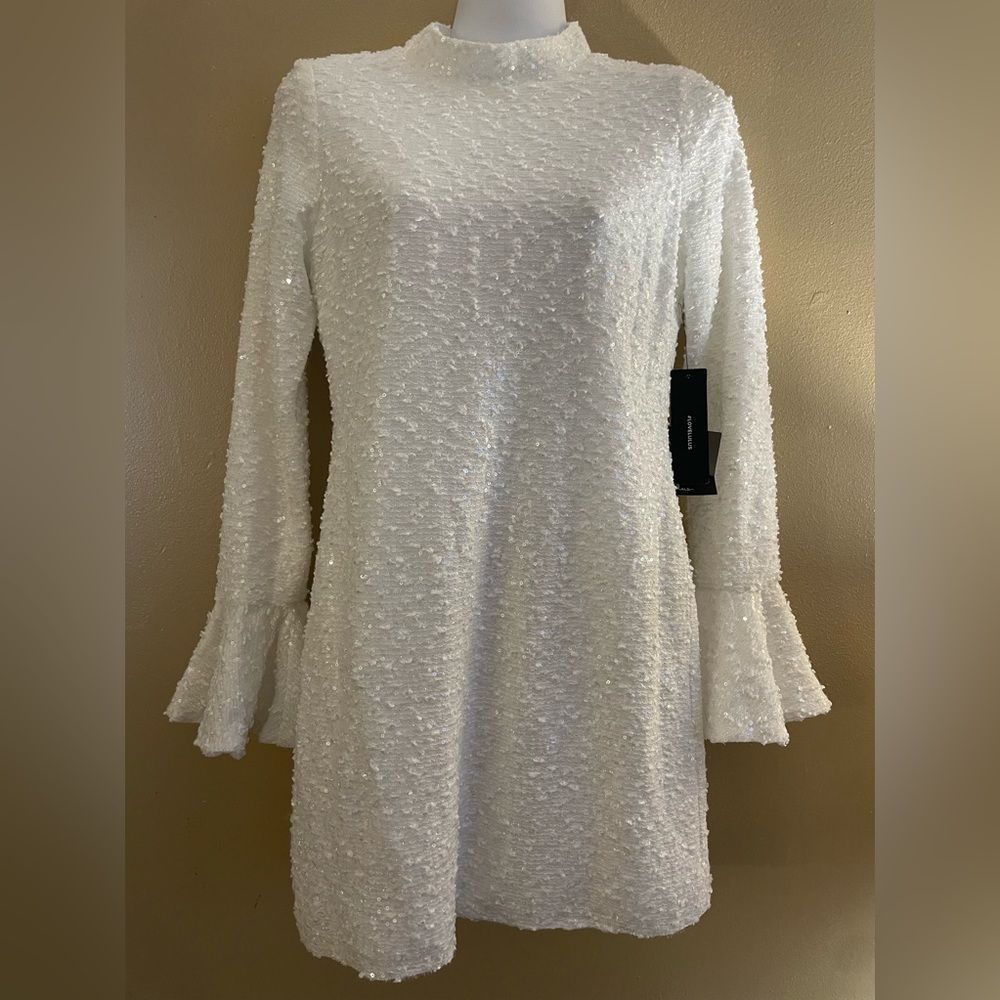 New Lulu’s White Sparkle Bell Sleeve Mini Dress Size Extra Small